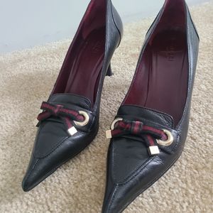 Gucci pumps